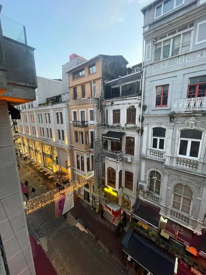 One Bedroom Apartment In Istiklal Street Istanbul